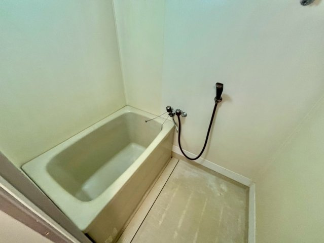 ロイヤルコーポ姫路栗山町の浴室