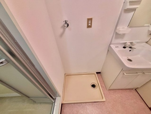 ロイヤルコーポ姫路栗山町の洗面所