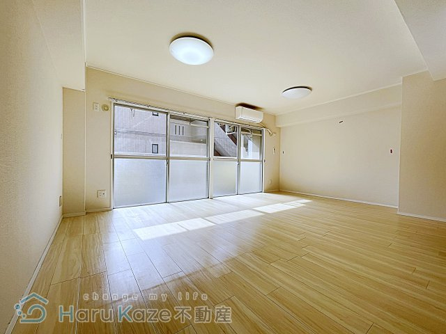 【居間・リビング】 | レスポアール豊岡【名古屋市賃貸・ネット無料】