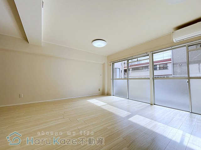 【居間・リビング】 | レスポアール豊岡【名古屋市賃貸・ネット無料】