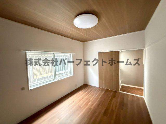 御幸東町戸建　賃貸の洋室|広々とした洋室です