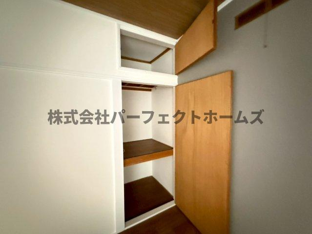 御幸東町戸建　賃貸の収納|便利な収納スペースです