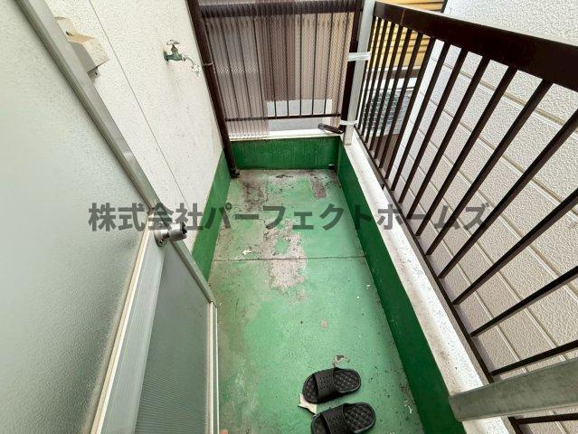 御幸東町戸建　賃貸のバルコニー|開放的で明るい空間を演出してくれるバルコニーです