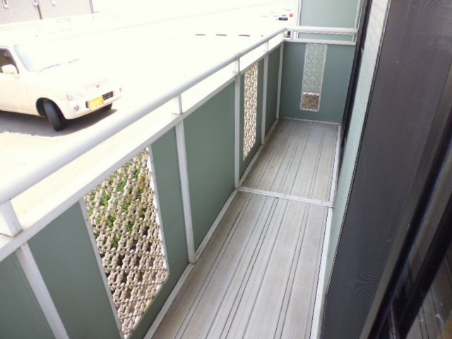 アルカジア石部Ｆのバルコニー