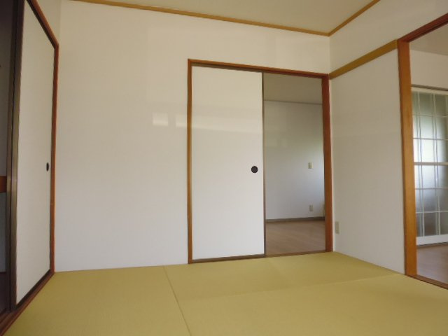 アルカジア石部Ｆの和室