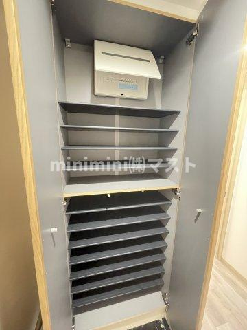 大阪市天王寺区上汐３丁目の賃貸マンションの収納|別部屋参考写真