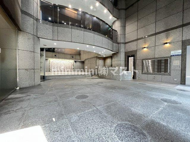 大阪市天王寺区上汐３丁目の賃貸マンションのロビー