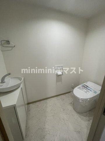 大阪市天王寺区上汐３丁目の賃貸マンションのトイレ|別部屋参考写真