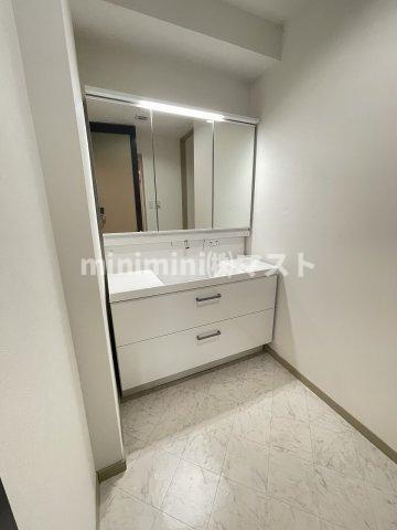 大阪市天王寺区上汐３丁目の賃貸マンションの独立洗面台|別部屋参考写真