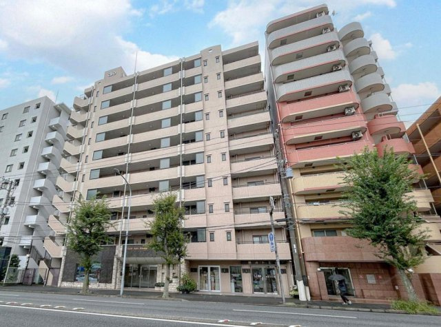 クリオ蒔田弐番館の外観