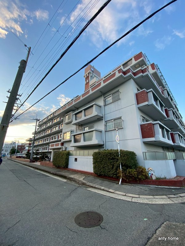 ホステリア　仲介手数料無料