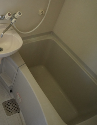 【浴室】 | シャンデール