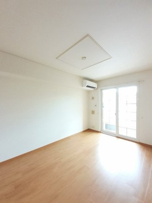 【居間・リビング】 | パーク・メート | リビングです