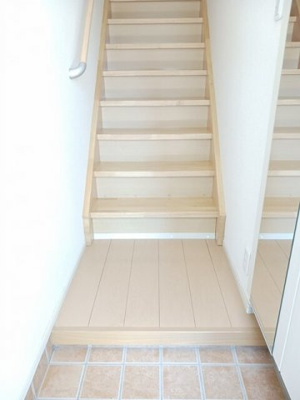 【玄関】 | エアリースクエア | 収納もある玄関です