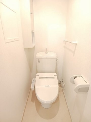 【トイレ】 | エアリースクエア | 落ち着いた色調のトイレです