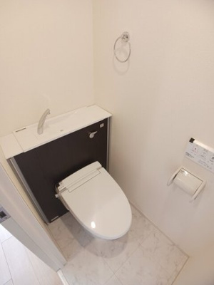 【トイレ】 | フォレスト引野 | 落ち着いた色調のトイレです