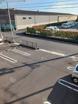【駐車場】 | アンジュ | 車をお持ちの方に嬉しい駐車場付きの物件です