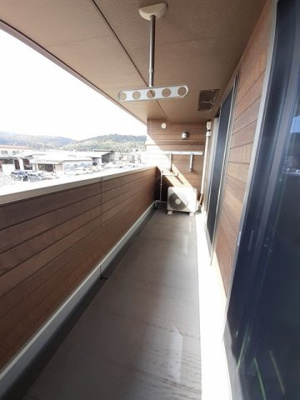 【バルコニー】 | アルデーアⅡ | 開放的で明るい空間を演出してくれるバルコニーです