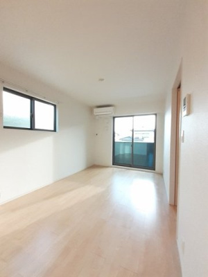 【居間・リビング】 | ローズコリーヌ大門Ａ | 居間です