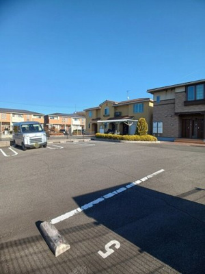 【駐車場】 | サンリット・スクエアＦ | 駐車場があります