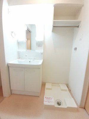 【洗面所】 | グリーンヒルズ福山・壱番館 | コンパクトで使いやすい洗面所