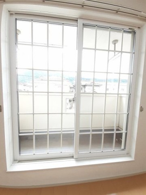 【バルコニー】 | アルドーレＢ | 陽当たり良好なバルコニーです