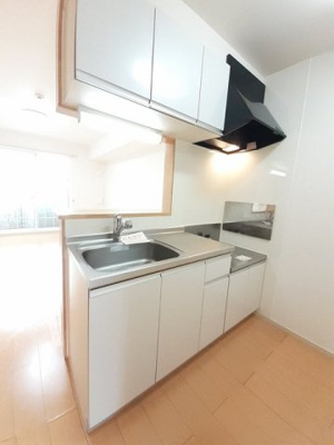 【キッチン】 | ヴァンヴェールＡ | コンパクトなキッチンで掃除もラクラク