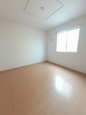 【内装】 | ラルジュグリーンＦ | 内装は落ち着いています