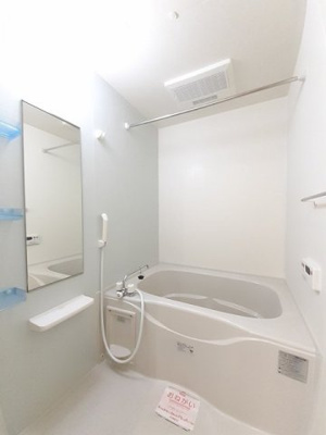 【浴室】 | ベラカーネ | きれいなお風呂です