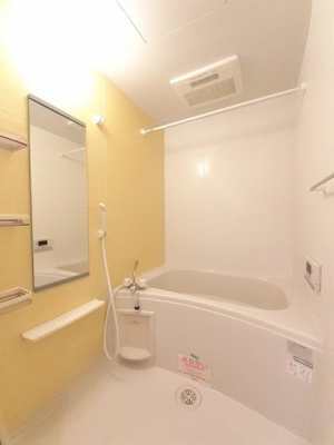 【浴室】 | レジデンス穂垣 | 落ち着いた空間のお風呂です