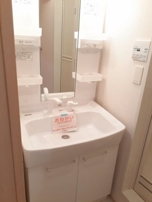 【洗面所】 | レジデンス穂垣 | 広い洗面スペース