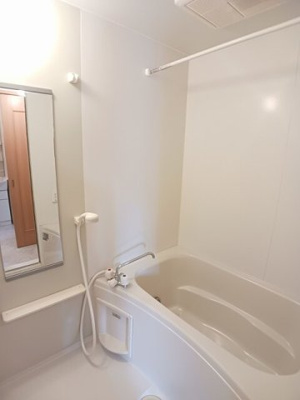 【浴室】 | プラシードＳ | 落ち着いた空間のお風呂です