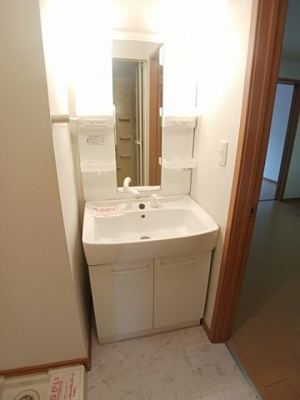 【洗面所】 | エバーグレイス | コンパクトで使いやすい洗面所