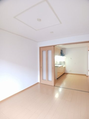 【内装】 | エバーグレイス | 中はこのようになっています