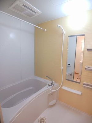 【浴室】 | エバーグレイス | 日々の疲れを癒すお風呂付です