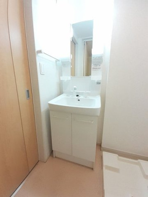 【洗面所】 | アケボノシティー | 脱衣スペースもあります