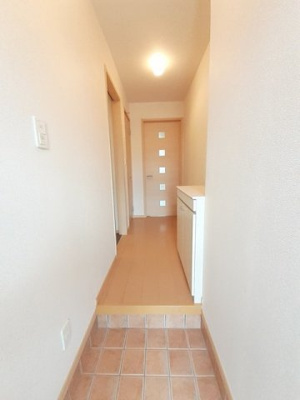 【玄関】 | フォレストコート明神Ⅱ | シンプルで使いやすい玄関です