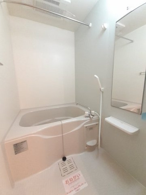 【浴室】 | フォレストコート明神Ⅱ | 落ち着いた空間のお風呂です