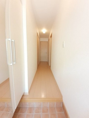 【玄関】 | ボニートＡ | 落ち着いた玄関です