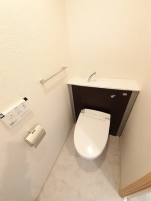 【トイレ】 | グリシナ | トイレです