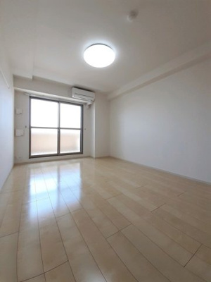 【内装】 | グリシナ | 内装は落ち着いています