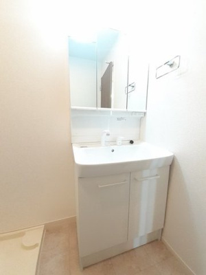 【洗面所】 | レディアンⅤ | 洗面所です