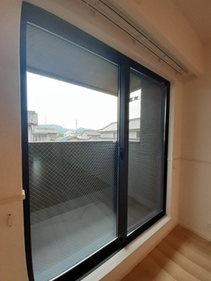 【バルコニー】 | レディアンⅤ | お洗濯にも便利なバルコニー付き