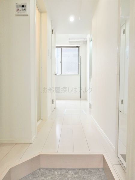 ソレイユ北赤羽の玄関|同仕様