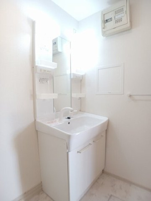 【洗面所】 | アナリーゼ | コンパクトで使いやすい洗面所