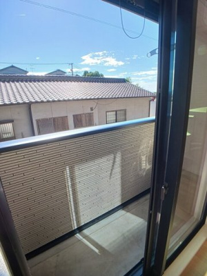 【バルコニー】 | アクティフ浦上Ⅱ | バルコニーからの眺めを楽しみながら食事をしませんか