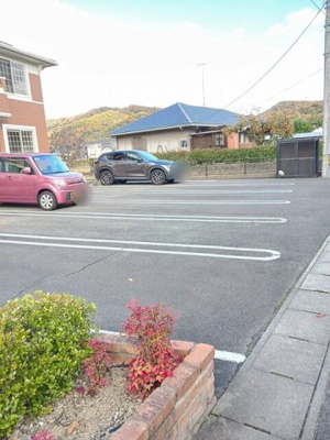 【駐車場】 | ディマンシュ．Ｍ　Ｂ | カースペースがあります