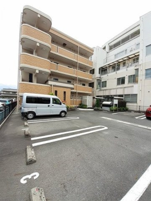 【駐車場】 | モダン・ハーモニー | 駐車場があります