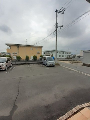 【駐車場】 | ピアコートⅠ | 駐車場です