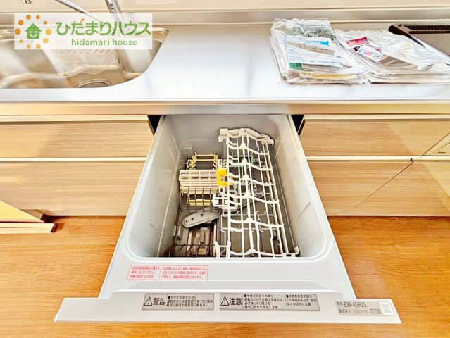 【設備】 | 阿見町大字青宿　中古戸建 | 食器洗乾燥機が付いていますので家事の時間も節約できます！忙しいママには便利ですよね！